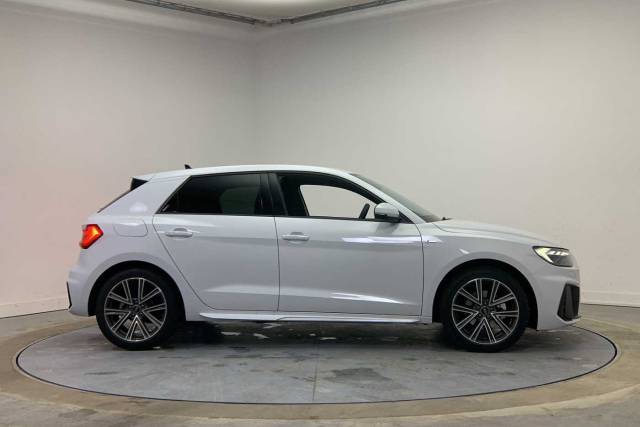 2024 Audi A1 Sportback 1.5 S line 35 TFSI  150 PS S tronic