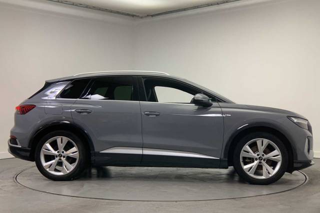 2023 Audi Q4 e-tron Q4  S line 35 e-tron  125,00 kW