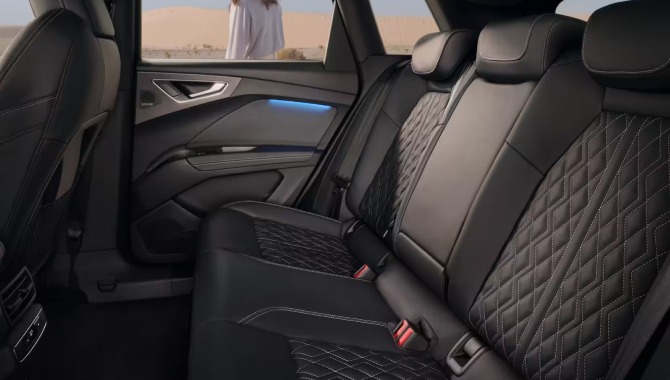 Audi Q4 e-tron - Interior