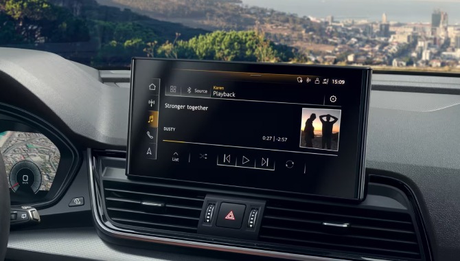 Audi Q5 - Interior