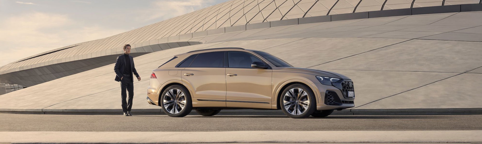 audi q8 Banner